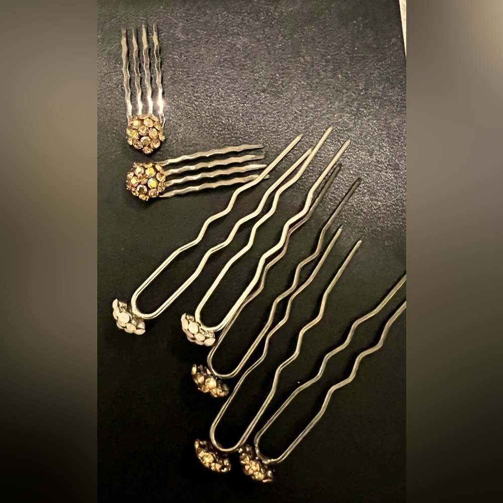 Hair pins accessories. Set of 7 pins